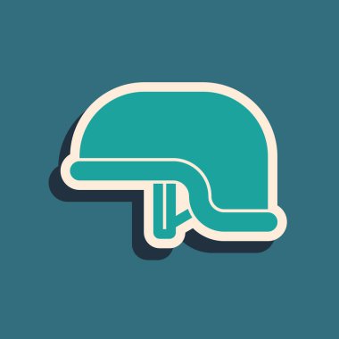 Mavi arka planda yeşil askeri miğfer simgesi izole edildi. Ordu şapkasının savunma ve koruma sembolü. Koruyucu şapka. Uzun gölge tarzı. Vektör İllüstrasyonu