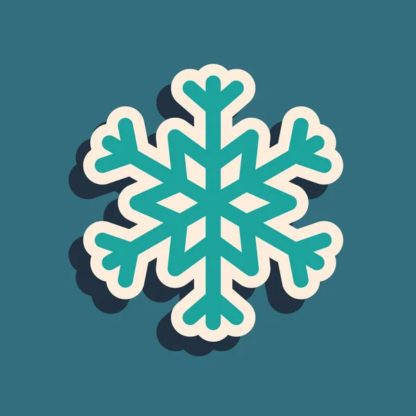 Icono de copo de nieve verde aislado sobre fondo azul. Estilo de sombra larga. Ilustración vectorial — Archivo Imágenes Vectoriales