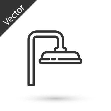 Beyaz arka planda su damlalarının aktığı gri çizgi duş başlığı izole edilmiş. Vektör İllüstrasyonu