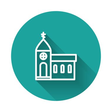 Beyaz çizgi kilise ikonu uzun gölgeli izole edilmiş. Hıristiyan Kilisesi. Kilisenin dini. Yeşil daire düğmesi. Vektör İllüstrasyonu