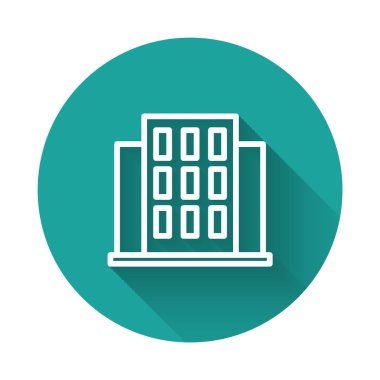 Beyaz çizgi ev ikonu uzun gölgeli izole edilmiş. Ev sembolü. Yeşil daire düğmesi. Vektör.