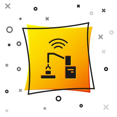 Siyah Endüstriyel Robot Robot Kol Fabrikası ikonu beyaz arka planda izole edildi. Endüstriyel robot manipülatörü. Sarı kare düğme. Vektör.