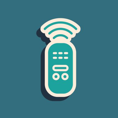 Yeşil Akıllı uzaktan kumanda sistemi simgesi yeşil arkaplanda izole edildi. İnternet kavramının kablosuz bağlantısı. Uzun gölge tarzı. Vektör.