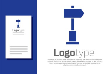 Mavi Yol trafik tabelası. Beyaz arkaplanda sinyal simgesi izole edildi. İşaretçi sembolü. Sokak bilgi tabelası. Yön tabelası. Logo tasarım şablonu elemanı. Vektör İllüstrasyonu.