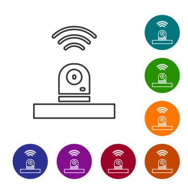 Siyah çizgi Akıllı güvenlik kamerası simgesi beyaz arkaplanda izole edildi. İnternet kavramının kablosuz bağlantısı. Simgeleri renk daire düğmelerine ayarla. Vektör.