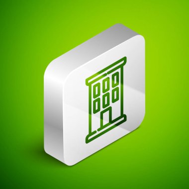Isometric hat House simgesi yeşil arka planda izole edildi. Ev sembolü. Gümüş kare düğme. Vektör.