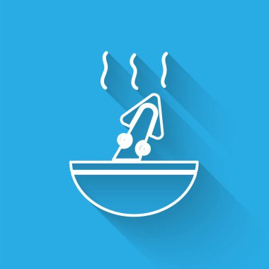 Ahtapot ikonlu beyaz çizgi çorbası uzun gölgeli izole edilmiş. Vektör..