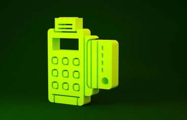 Yeşil arkaplanda sarı POS terminali ve eklenmiş kredi kartı ve yazdırılmış alıcı simgesi var. NFC ödeme konsepti. Minimalizm kavramı. 3d illüstrasyon 3B canlandırma
