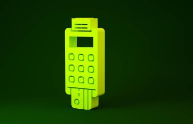 Yeşil arkaplanda sarı POS terminali ve eklenmiş kredi kartı ve yazdırılmış alıcı simgesi var. NFC ödeme konsepti. Minimalizm kavramı. 3d illüstrasyon 3B canlandırma