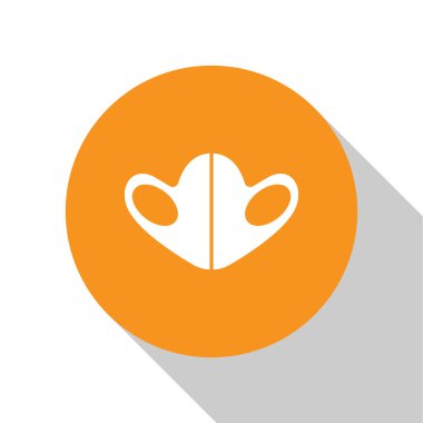 Beyaz medikal koruyucu maske simgesi beyaz arkaplanda izole edildi. Turuncu daire düğmesi. Vektör..