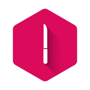 Beyaz Bıçak simgesi uzun gölgeli izole edilmiş. Çatal bıçak sembolü. Pembe altıgen düğmesi. Vektör İllüstrasyonu.