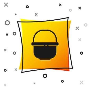 Siyah Kamp çömleği simgesi beyaz arkaplanda izole edilmiş. Haşlama ya da güveç besin sembolü. Sarı kare düğme. Vektör İllüstrasyonu.