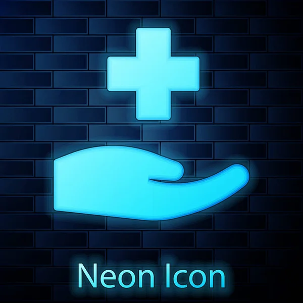 Leuchtende Neon Cross Krankenhaus medizinische Ikone isoliert auf Backsteinwand Hintergrund. Erste Hilfe. Diagnose-Symbol. Medizin und Apotheke Zeichen. Vektor — Stockvektor