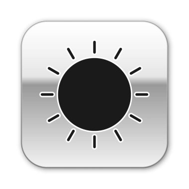 Siyah Güneş simgesi beyaz arkaplanda izole edildi. Yaz sembolü. Güneşli bir gün. Gümüş kare düğme. Vektör İllüstrasyonu.