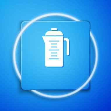 Mavi arkaplanda beyaz çaydanlık simgesi izole edildi. Mavi kare düğme. Vektör.