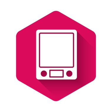 Beyaz Elektronik ölçekli ikon uzun gölgeli izole edilmiş. Ağırlık ölçüm aletleri. Pembe altıgen düğmesi. Vektör.