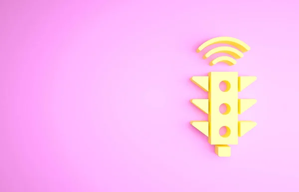 Icono del sistema de semáforos Yellow Smart aislado sobre fondo rosa. Concepto de Internet de las cosas con conexión inalámbrica. Concepto minimalista. 3D ilustración 3D render — Foto de Stock