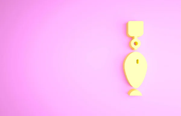 Ícone de colher de pesca amarelo isolado no fundo rosa. Iscas de pesca em forma de peixe. Equipamento de pesca. Conceito de minimalismo. 3D ilustração 3D render — Fotografia de Stock