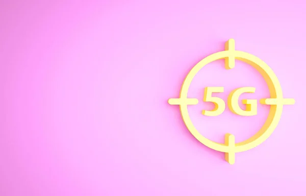 Amarelo 5G novo ícone de conexão Wi-Fi à Internet sem fio isolado no fundo rosa. Tecnologia de taxa de dados de conexão de alta velocidade de rede global. Conceito de minimalismo. 3D ilustração 3D render — Fotografia de Stock