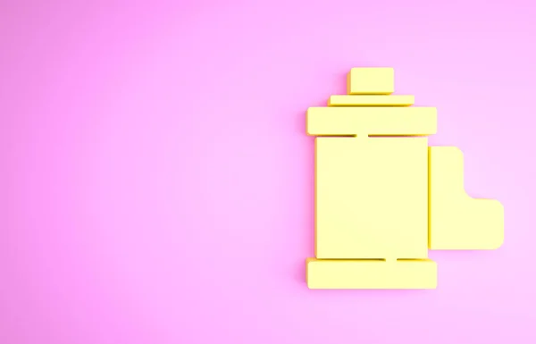 Ícone de cartucho de rolo de filme vintage câmera amarela isolado em fundo rosa. Caixote de filme de 35mm. Filmstrip equipamento de fotógrafo. Conceito de minimalismo. 3D ilustração 3D render — Fotografia de Stock