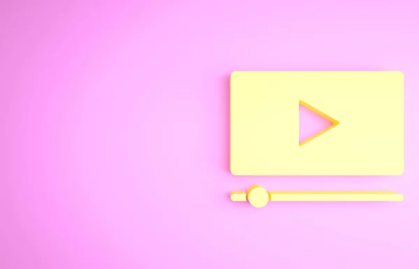 Ícone de vídeo Yellow Online play isolado no fundo rosa. Tira de filme com sinal de jogo. Conceito de minimalismo. 3D ilustração 3D render — Fotografia de Stock