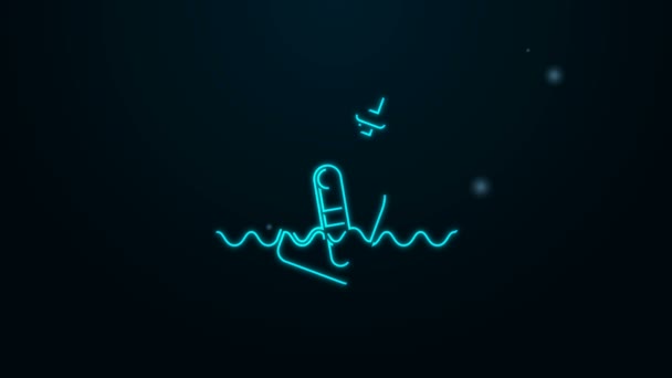 Linha de néon brilhante Garrafa de vidro com uma mensagem no ícone de água isolado no fundo preto. Carta na garrafa. Símbolo dos piratas. Animação gráfica em movimento de vídeo 4K — Vídeo de Stock