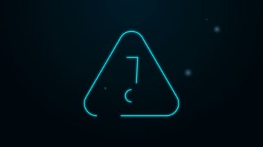 Siyah arkaplanda izole edilmiş üçgen simgesinde parlayan neon çizgisi ünlem işareti. Tehlike uyarısı, dikkat, dikkat, tehlike uyarısı. 4K Video hareketli grafik canlandırması