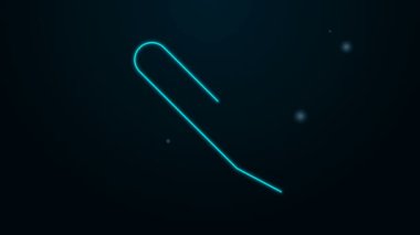 Siyah arkaplanda silgi simgesi olan parlak neon çizgili kalem. Çizim ve eğitim araçları. Okul sembolü. 4K Video hareketli grafik canlandırması