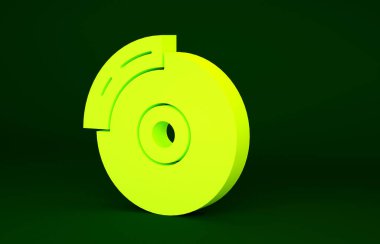 Yeşil zemin üzerinde kalibre simgesi olan sarı araba fren diski. Minimalizm kavramı. 3d illüstrasyon 3B canlandırma.