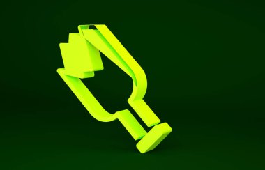 Yeşil arka planda izole edilmiş bir silah simgesi olarak sarı kırık şişe. Minimalizm kavramı. 3d illüstrasyon 3B canlandırma.