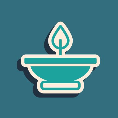 Yeşil Aroma lambası ikonu yeşil arkaplanda izole edilmiş. Uzun gölge tarzı. Vektör.