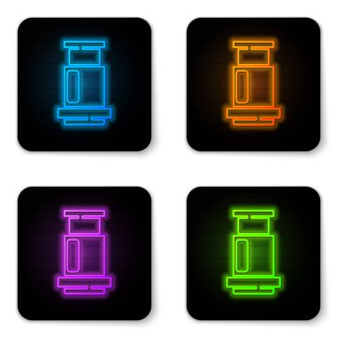 Parlayan neon rengi Aeropress kahve metodu ikonu beyaz arkaplanda izole edildi. Kahve demlemek için bir cihaz. Siyah kare düğme. Vektör.