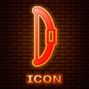 Parlayan neon yay simgesi tuğla duvar arka planında izole edildi. Vektör.
