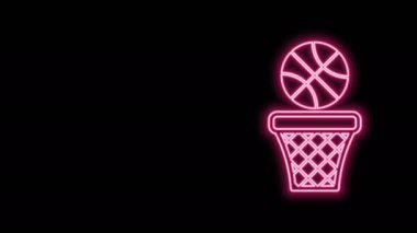 Parlayan neon çizgisi basketbol topu ve basket ikonu siyah arka planda izole edildi. Basketbol potasında top. 4K Video hareketli grafik canlandırması