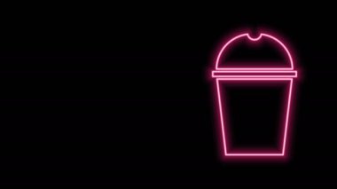 Siyah zemin üzerinde parlayan neon çizgisi kağıt cam ve su ikonu izole edildi. Soda bardağı. Taze soğuk içecek sembolü. 4K Video hareketli grafik canlandırması