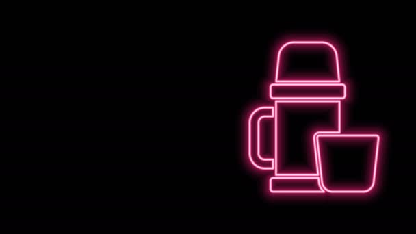 Linea neon incandescente Thermos contenitore e tazza icona isolata su sfondo nero. Icona della fiaschetta termica. Attrezzature da campeggio ed escursionismo. Animazione grafica 4K Video motion — Video Stock