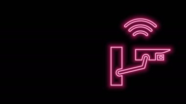 Parlayan neon hattı. Siyah arkaplanda akıllı güvenlik kamerası simgesi izole edildi. İnternet kavramının kablosuz bağlantısı. 4K Video hareketli grafik canlandırması