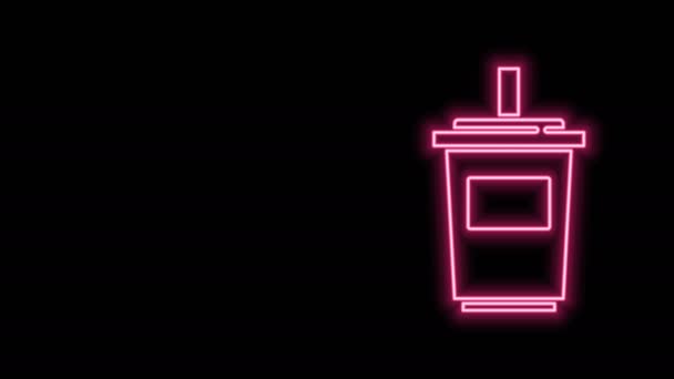 Línea de neón brillante Vidrio de papel con paja para beber e icono de agua aislado sobre fondo negro. Un vaso de refresco. Símbolo de bebida fría fresca. Animación gráfica de vídeo 4K — Vídeo de stock