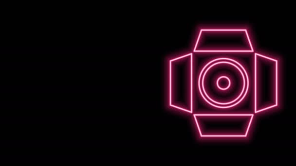 Gloeiende neon lijn Movie spotlight icoon geïsoleerd op zwarte achtergrond. Licht effect. Scene, Studio, Show. 4K Video motion grafische animatie — Stockvideo