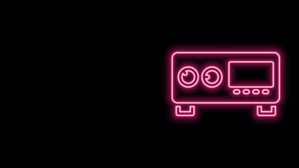 Világító neon vonal Gitár erősítő ikon elszigetelt fekete háttérrel. Hangszer. 4K Videó mozgás grafikus animáció — Stock videók