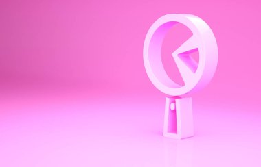 Pembe arka planda izole edilmiş tavada pembe omlet. Tavada omlet var. Minimalizm kavramı. 3d illüstrasyon 3B canlandırma.