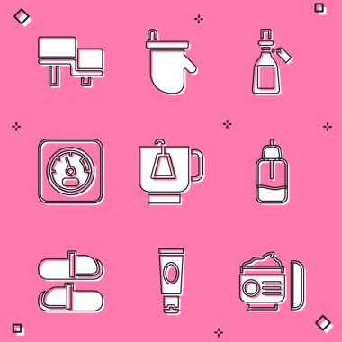 Sauna ahşap bank eldiveni temel yağ şişesi termometre bardağı çay poşeti terlikleri ve krem ya da losyon kozmetik tüp ikonu. Vektör.