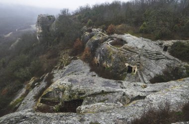 Eske şehir-Kermen Kırım dağlarında mağara