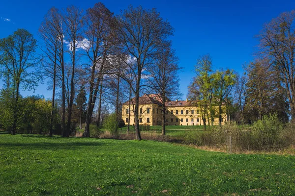 Slott Och Trädgårdar Eckartsau Slott Eckartsau Liten Stad Österrike — Stockfoto