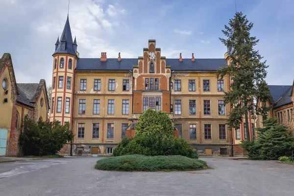 Vorderseite Des Schlosses Bzenec Südmährische Region Der Tschechischen Republik — Stockfoto