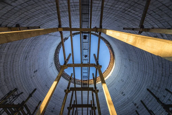 Dentro Torre Resfriamento Central Nuclear Chernobyl Zona Exclusão Chernobyl Ucrânia — Fotografia de Stock
