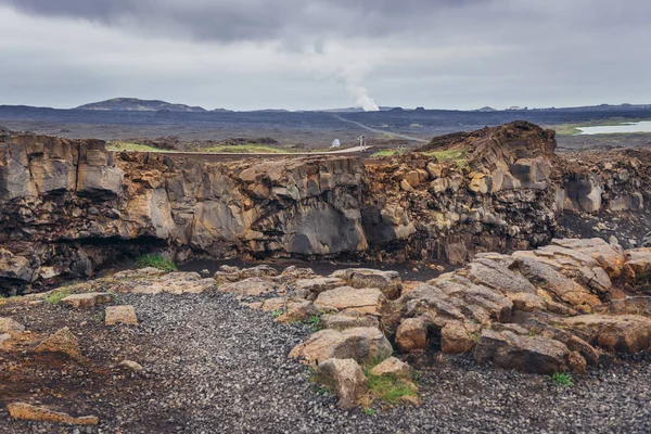 Pedras Lado Ponte Simbólica Entre Dois Continentes Península Reykjanes Islândia — Fotografia de Stock