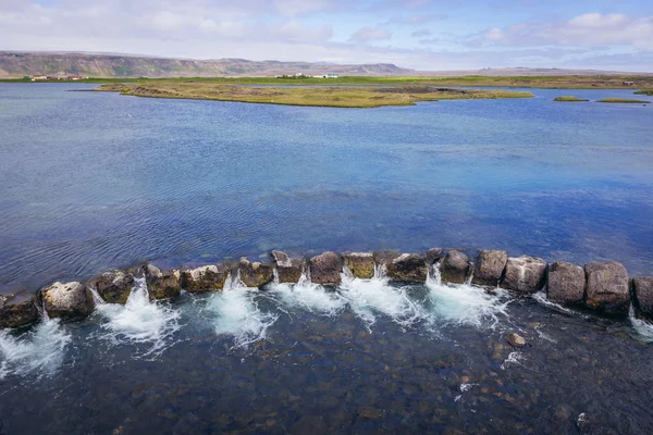Pequeno Lago Chamado Hlidarvatn Península Reykjanes Islândia Perto Assentamento Selvogur — Fotografia de Stock