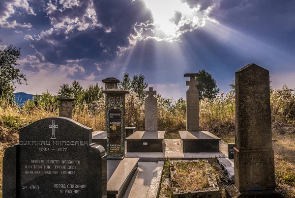 Lucani Srbsko Srpna 2017 Náhrobky Tradiční Hřbitov Nedaleko Města Guca — Stock fotografie