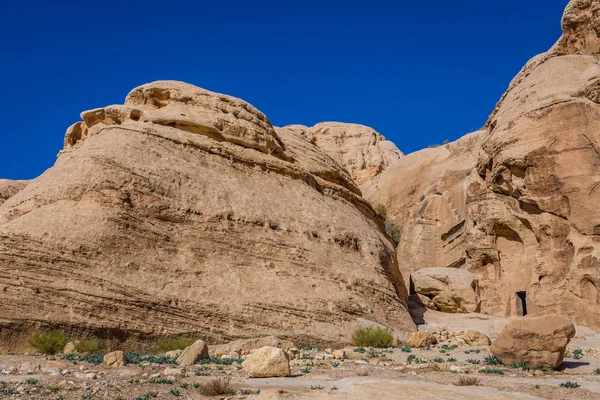 Rocks Mellan Visitors Centre Och Petra Forntida Stad Jordanien — Stockfoto